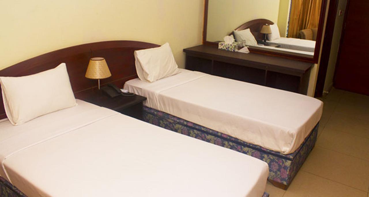 Hotel Tea Tree & Resort ธากา ภายนอก รูปภาพ